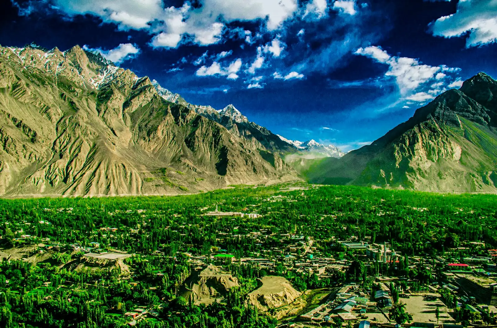 Karakoram mountain landscape 3