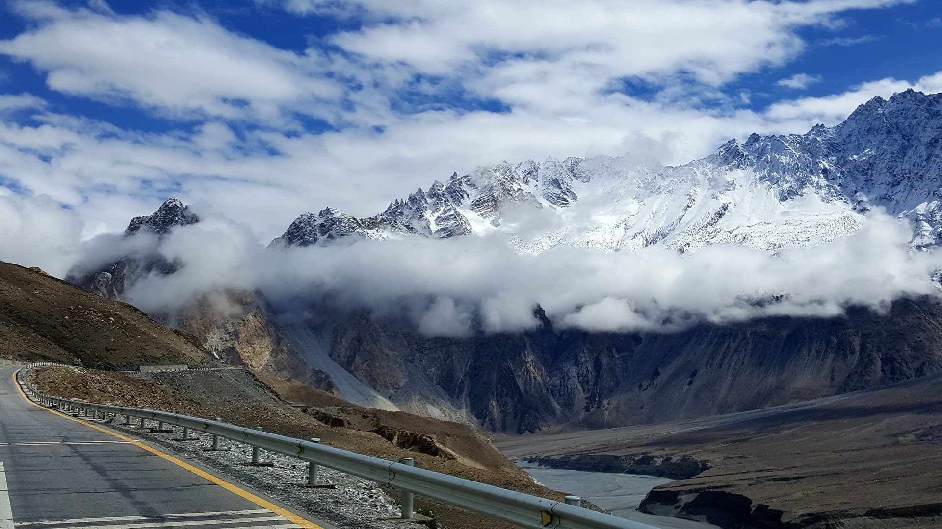 Silk Road Explorers Tour