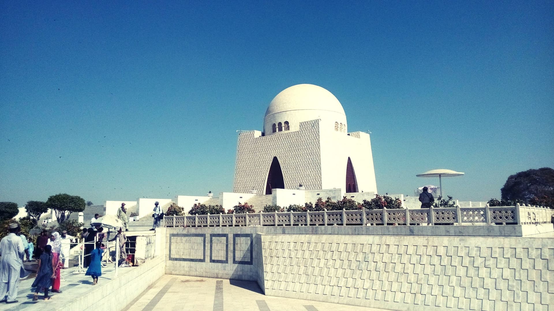 Mezar_e_Quaid.jpg